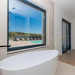 Olive Villa