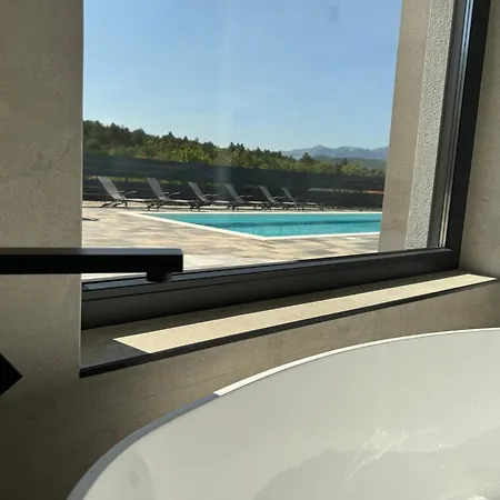 빌라 Olive Lovreć