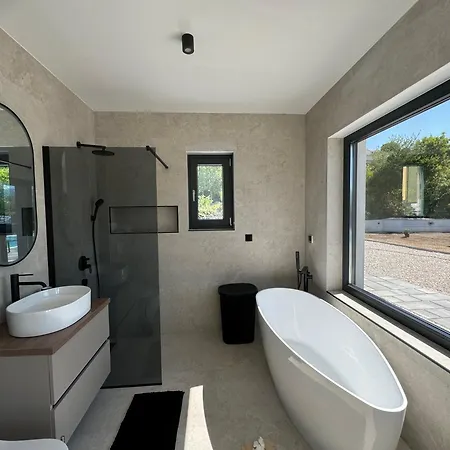 빌라 Olive Lovreć