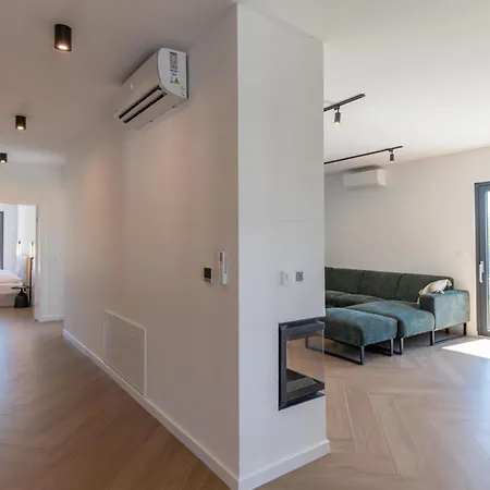 Villa Olive Lovrec