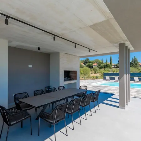 Olive Villa Lovrec